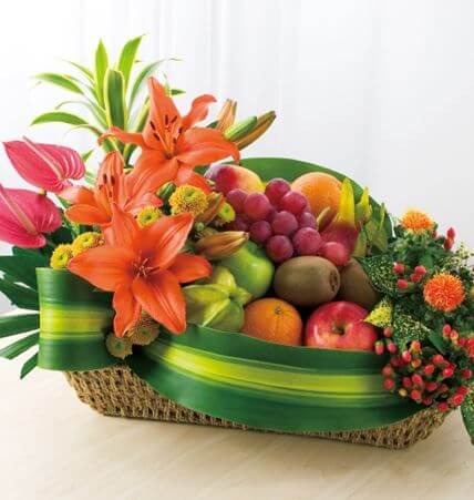 Giỏ hoa quả Tết biếu bố mẹ chồng