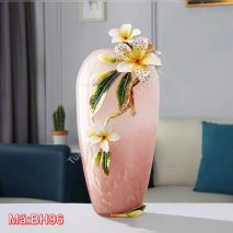 Bình hoa trang trí sang trọng BH96